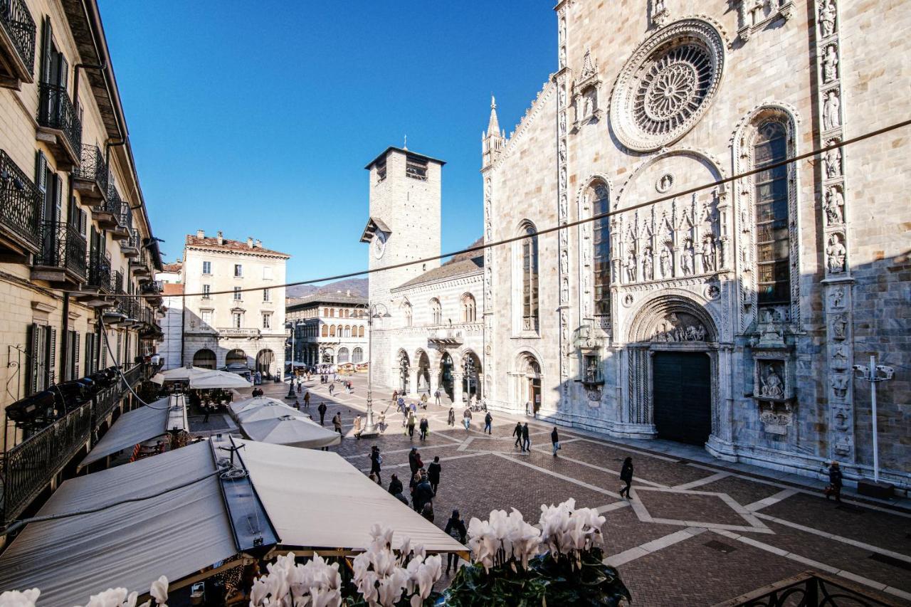 La Finestra Sul Duomo - The House Of Travelers Apartment Como Bagian luar foto