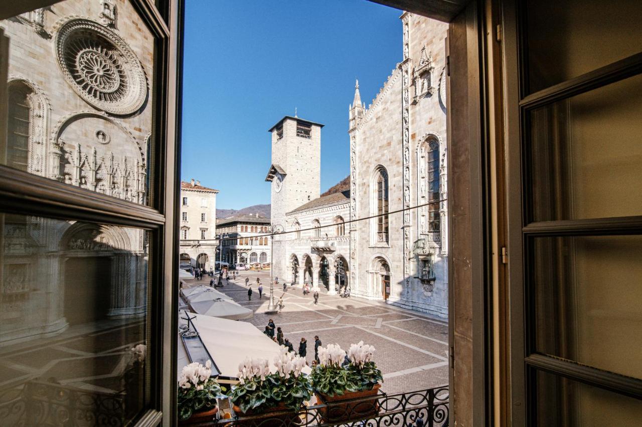 La Finestra Sul Duomo - The House Of Travelers Apartment Como Bagian luar foto
