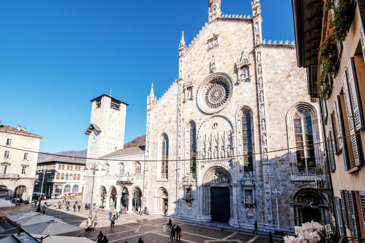 La Finestra Sul Duomo - The House Of Travelers Apartment Como Bagian luar foto